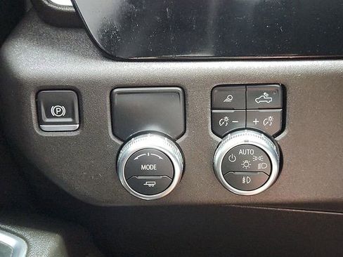 Used 2024 GMC Sierra 1500 SLT RWD image 22