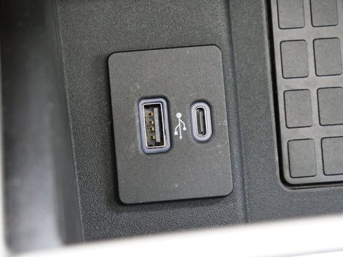 Used 2020 Ford F350 Lariat w/ Lariat Ultimate Package image 26