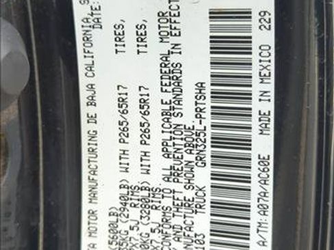 Used 2020 Toyota Tacoma TRD Sport RWD image 25