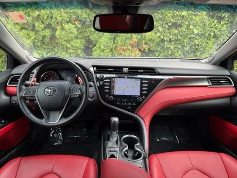 Used 2020 Toyota Camry XSE w/ Navigation Package FWD image 15