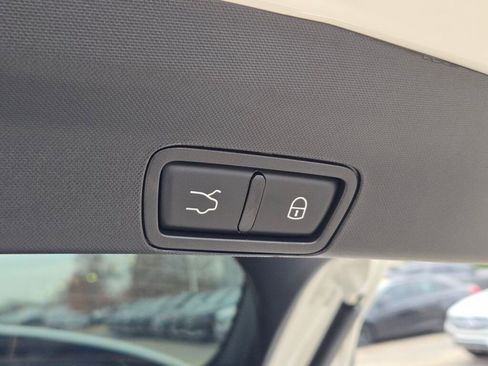 New 2025 Alfa Romeo Stelvio Sprint image 17