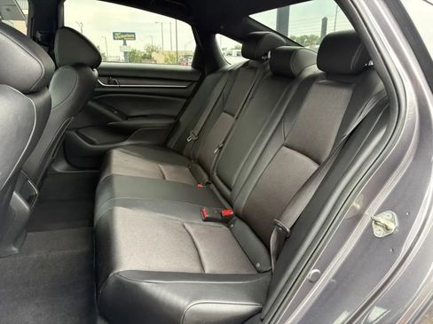 Used 2019 Honda Accord Sport image 18