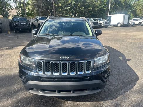 Used 2015 Jeep Compass 4WD image 3