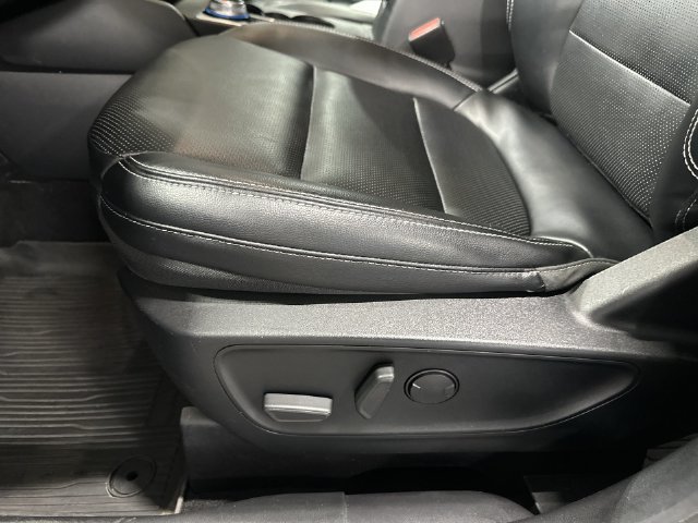 Certified 2020 Ford Escape SEL AWD/4WD image 18