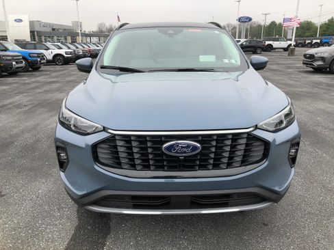 New 2026 Ford Escape Platinum w/ Premium Technology Package image 8