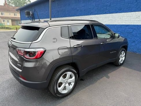 Used 2018 Jeep Compass Latitude w/ Popular Equipment Group AWD/4WD image 20