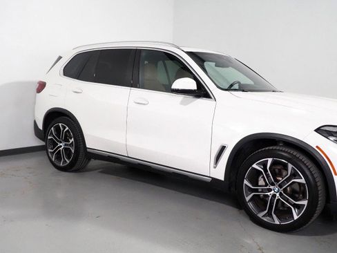 Used 2023 BMW X5 sDrive40i w/ Premium Package image 52