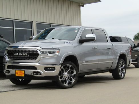 Used 2023 RAM 1500 Limited AWD/4WD image 12