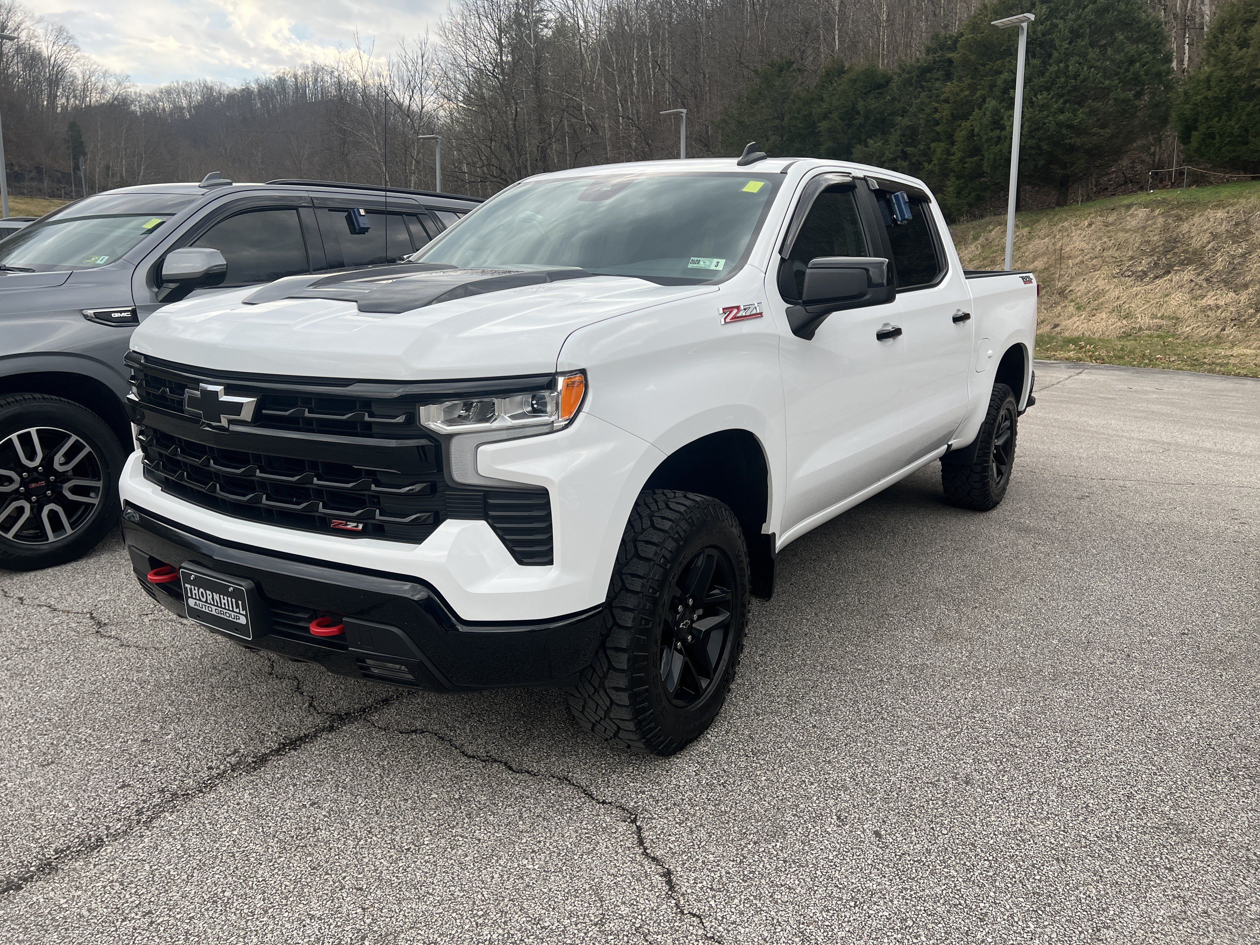 Used 2023 Chevrolet Silverado 1500 LT Trail Boss w/ Protection Package AWD/4WD image 5