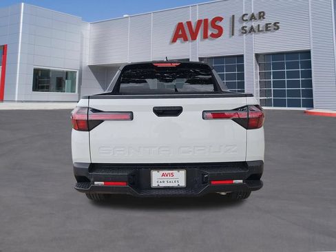 Used 2025 Hyundai Santa Cruz SEL FWD image 7
