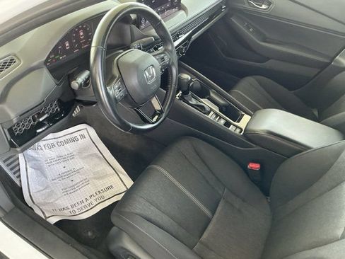 Used 2023 Honda Accord Sport image 15