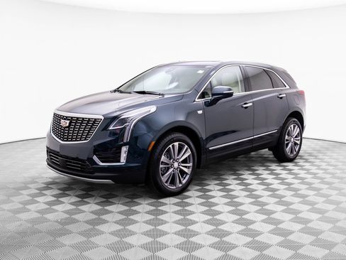 New 2026 Cadillac XT5 Premium Luxury image 3