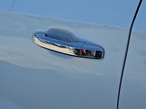 New 2026 GMC Sierra 1500 SLT w/ SLT Premium Plus Package image 9