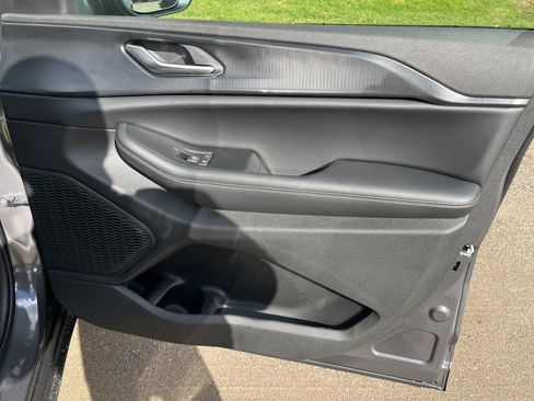 New 2025 Jeep Grand Cherokee Laredo X image 10