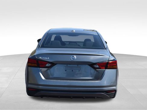 Used 2020 Nissan Altima 2.5 S FWD image 7