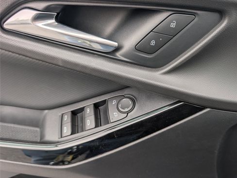 New 2026 Chevrolet Equinox LT w/ LPO, Floor Liner Package FWD image 13