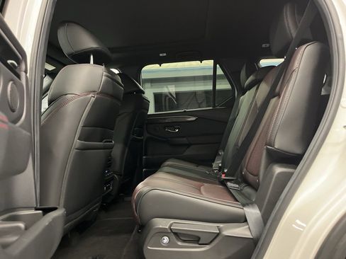 Used 2025 Honda Pilot Black Edition image 34