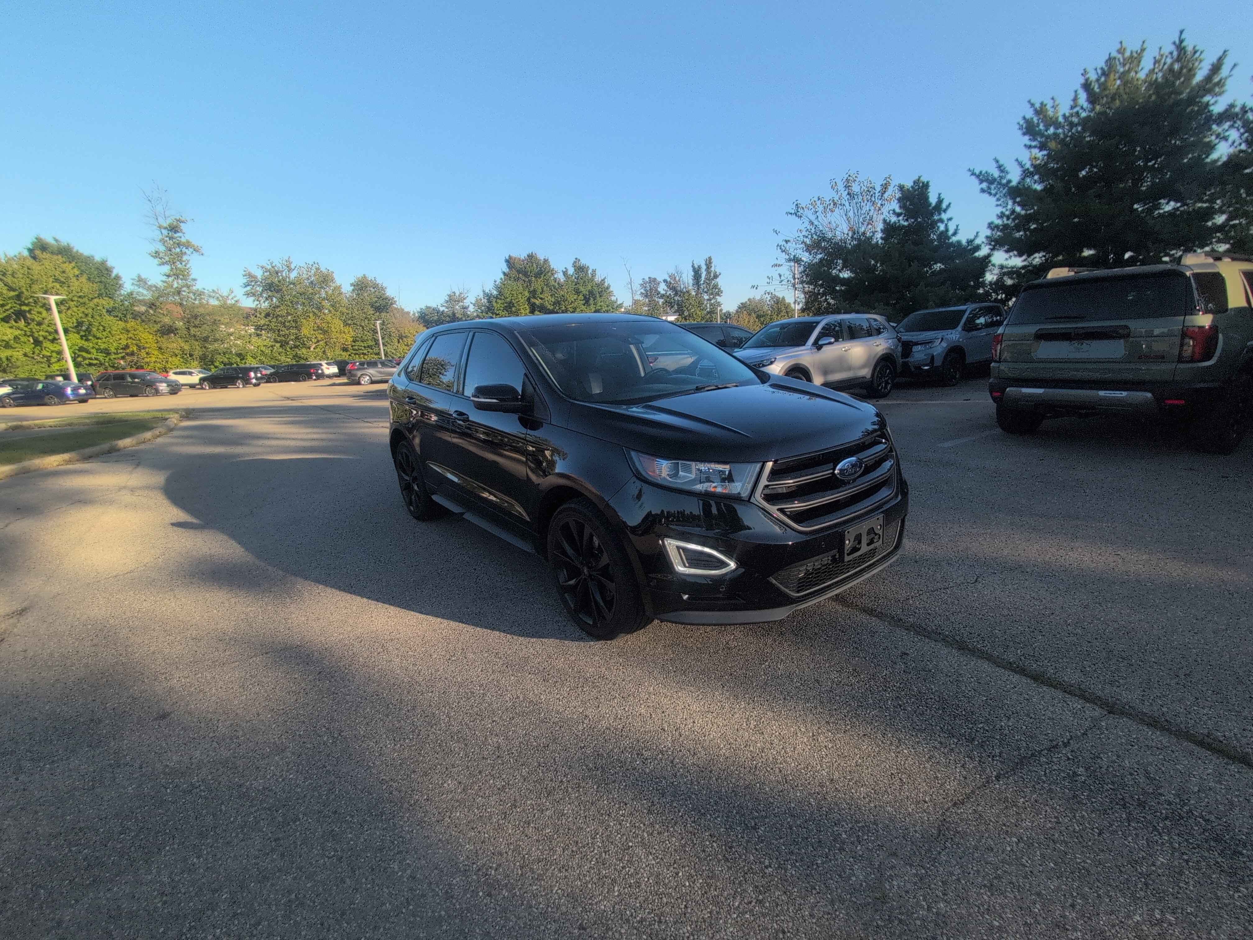 Used 2017 Ford Edge Sport w/ Equipment Group 401A AWD/4WD image 16