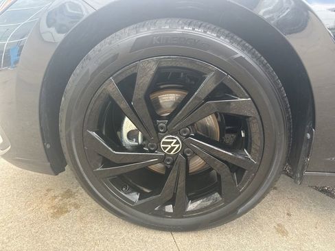Used 2026 Volkswagen Jetta SE w/ Black Wheel Package FWD image 36