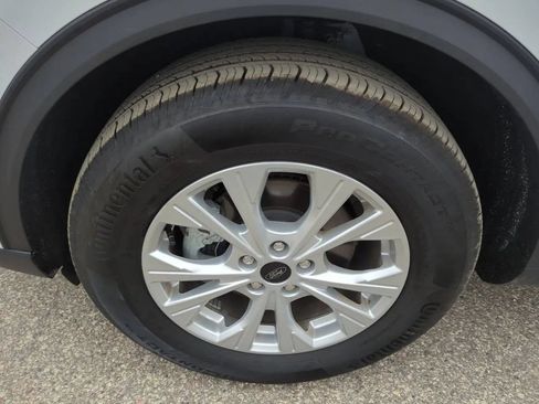 Used 2024 Ford Escape Active AWD/4WD image 9