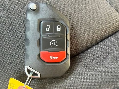 Used 2023 Jeep Wrangler Unlimited Sport AWD/4WD image 9