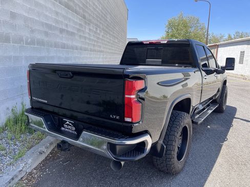 Used 2025 Chevrolet Silverado 3500 LTZ w/ LTZ Plus Package AWD/4WD image 19