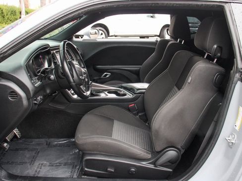 Used 2022 Dodge Challenger R/T w/ Blacktop Package image 16