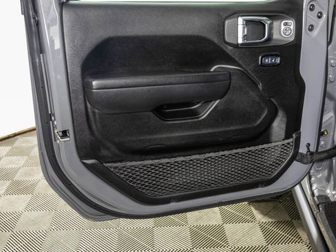 Used 2023 Jeep Wrangler Unlimited w/ Cold Weather Group AWD/4WD image 37