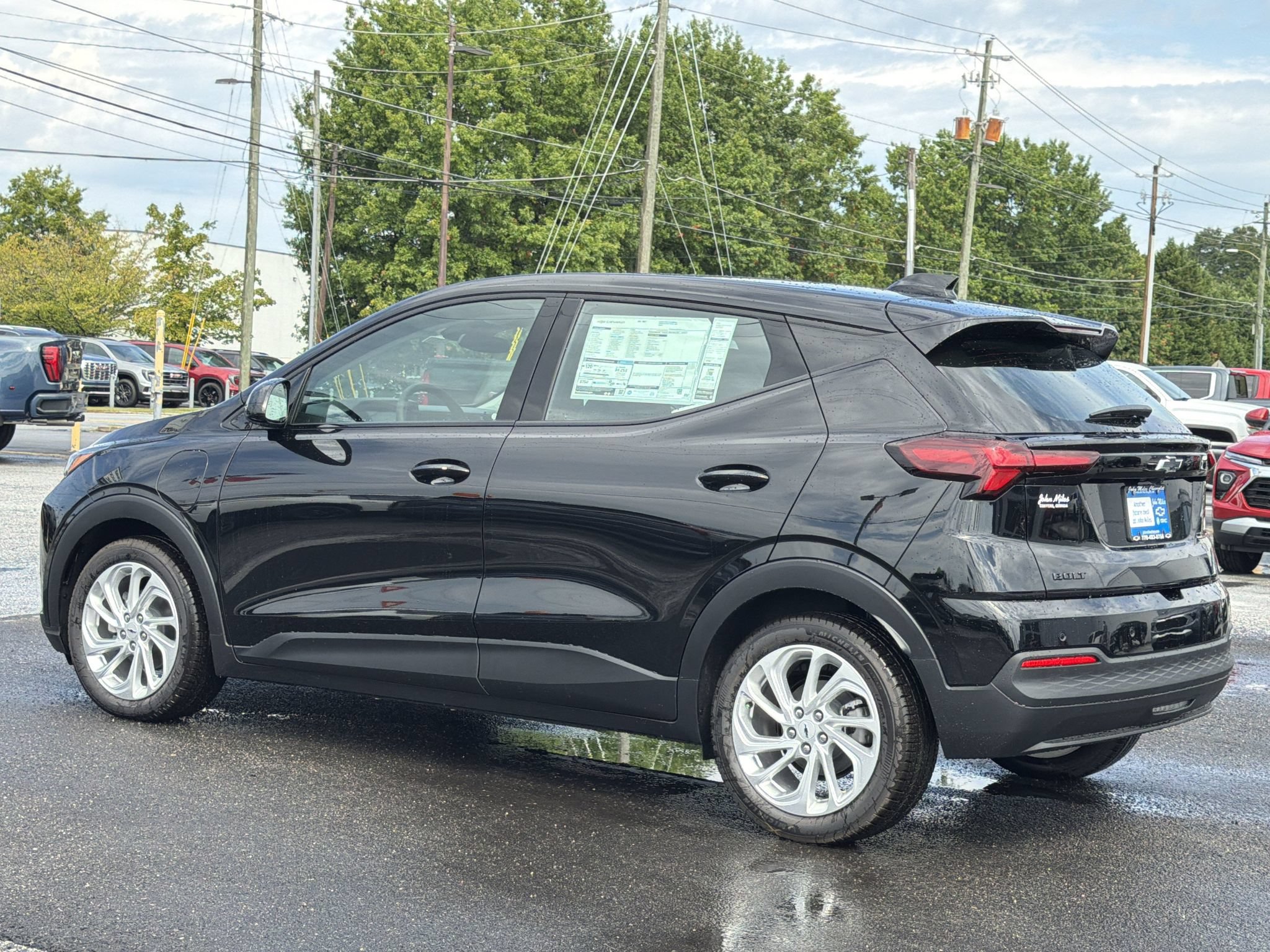 New 2027 Chevrolet Bolt LT w/ Comfort Package FWD image 18