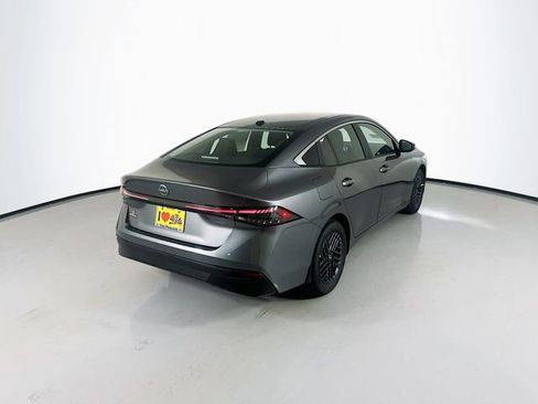 New 2026 Nissan Sentra SV image 7