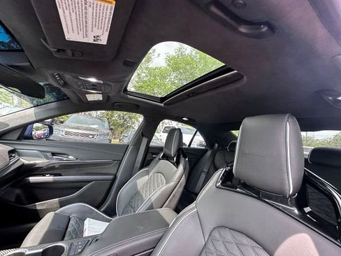 Used 2022 Cadillac CT4 V Blackwing w/ Carbon Fiber 1 Package RWD image 27