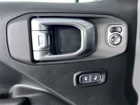 Used 2020 Jeep Gladiator Sport w/ Quick Order Package 24S image 24