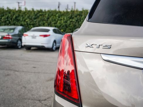 Used 2022 Cadillac XT5 Premium Luxury image 7