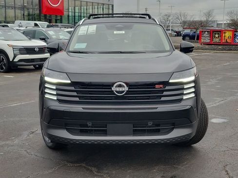 New 2026 Nissan Kicks SR w/ Cold Weather Package image 2