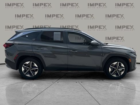 Used 2026 Hyundai Tucson SEL FWD image 9