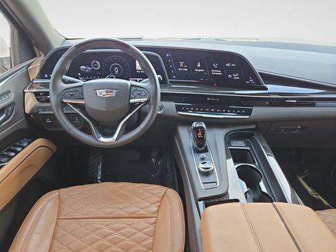 Certified 2024 Cadillac Escalade Premium Luxury AWD/4WD image 10