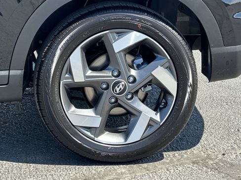 New 2026 Hyundai Venue SEL FWD image 23