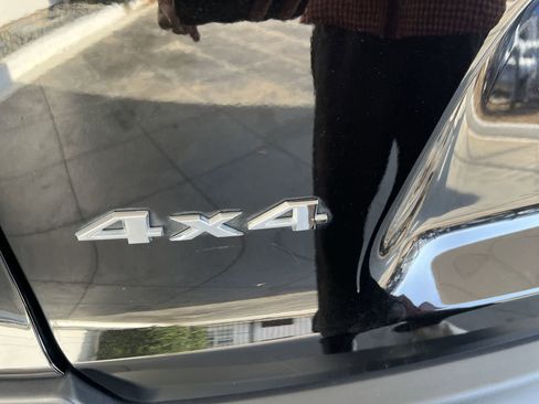 Used 2022 Jeep Cherokee Limited image 7