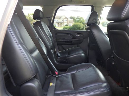 Used 2007 Cadillac Escalade AWD image 20