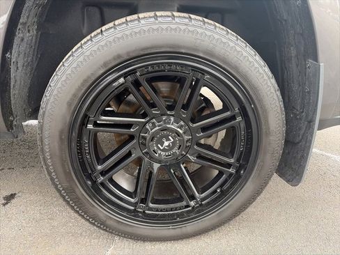 Used 2021 RAM 1500 Laramie image 11