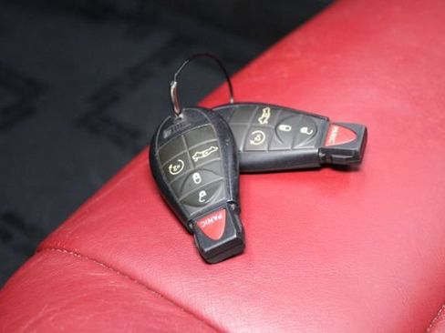 Used 2014 Dodge Challenger R/T Plus RWD image 15
