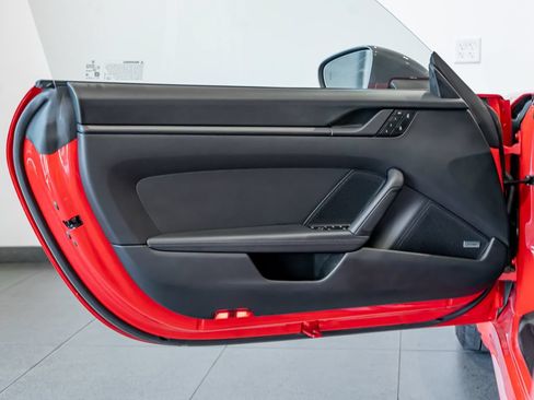 Certified 2025 Porsche 911 Carrera T RWD image 12