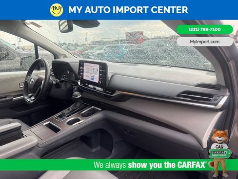 Used 2021 Toyota Sienna XLE w/ XLE Plus Package AWD/4WD image 25