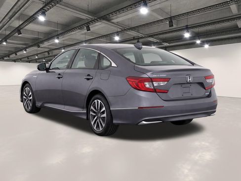 Used 2022 Honda Accord EX-L image 3