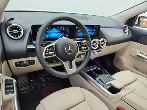 Used 2021 Mercedes-Benz GLA 250 image 13