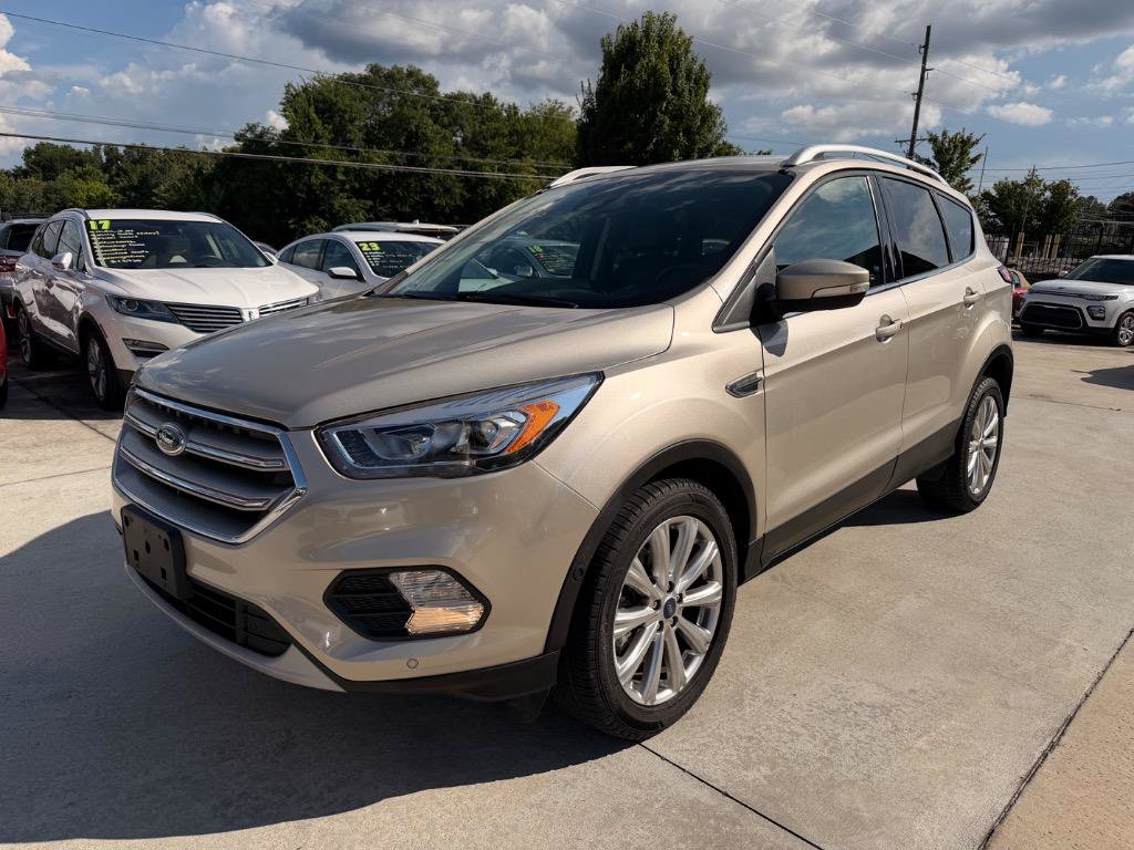Used 2017 Ford Escape Titanium w/ Equipment Group 301A AWD/4WD image 16