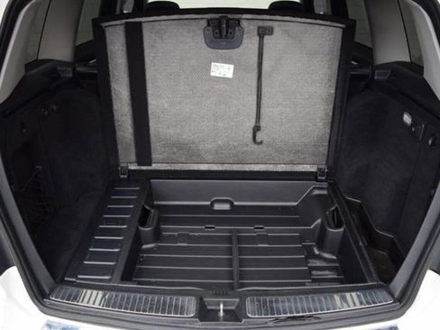 Used 2010 Mercedes-Benz GLK 350 4MATIC image 36