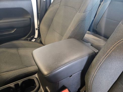Used 2024 Jeep Wrangler Sport image 20