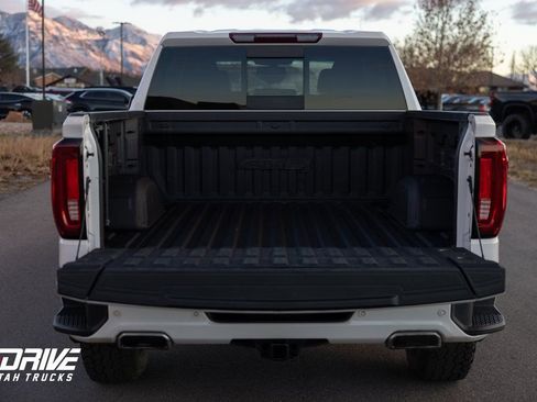 Used 2022 GMC Sierra 1500 AT4 w/ AT4 Premium Package image 15