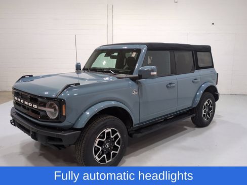 Used 2022 Ford Bronco Outer Banks AWD/4WD image 7